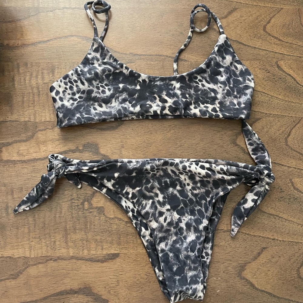 MIKOH Swim — Bikini Set!